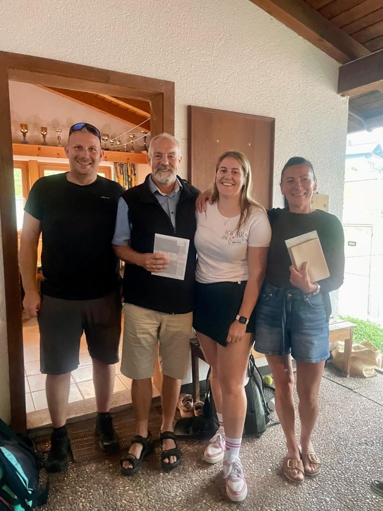 Geschenk an Valeria u Charly